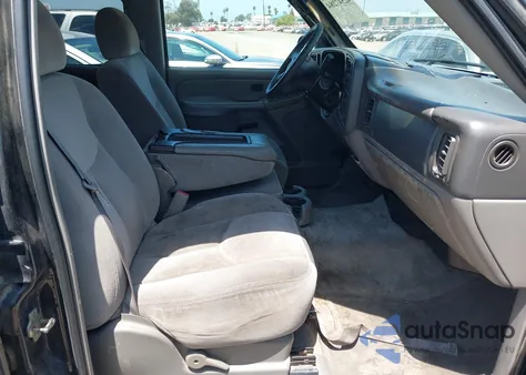 2005 GMC Yukon Sle z USA, uszkodzony, nr VIN 1GKEC13V25R235436